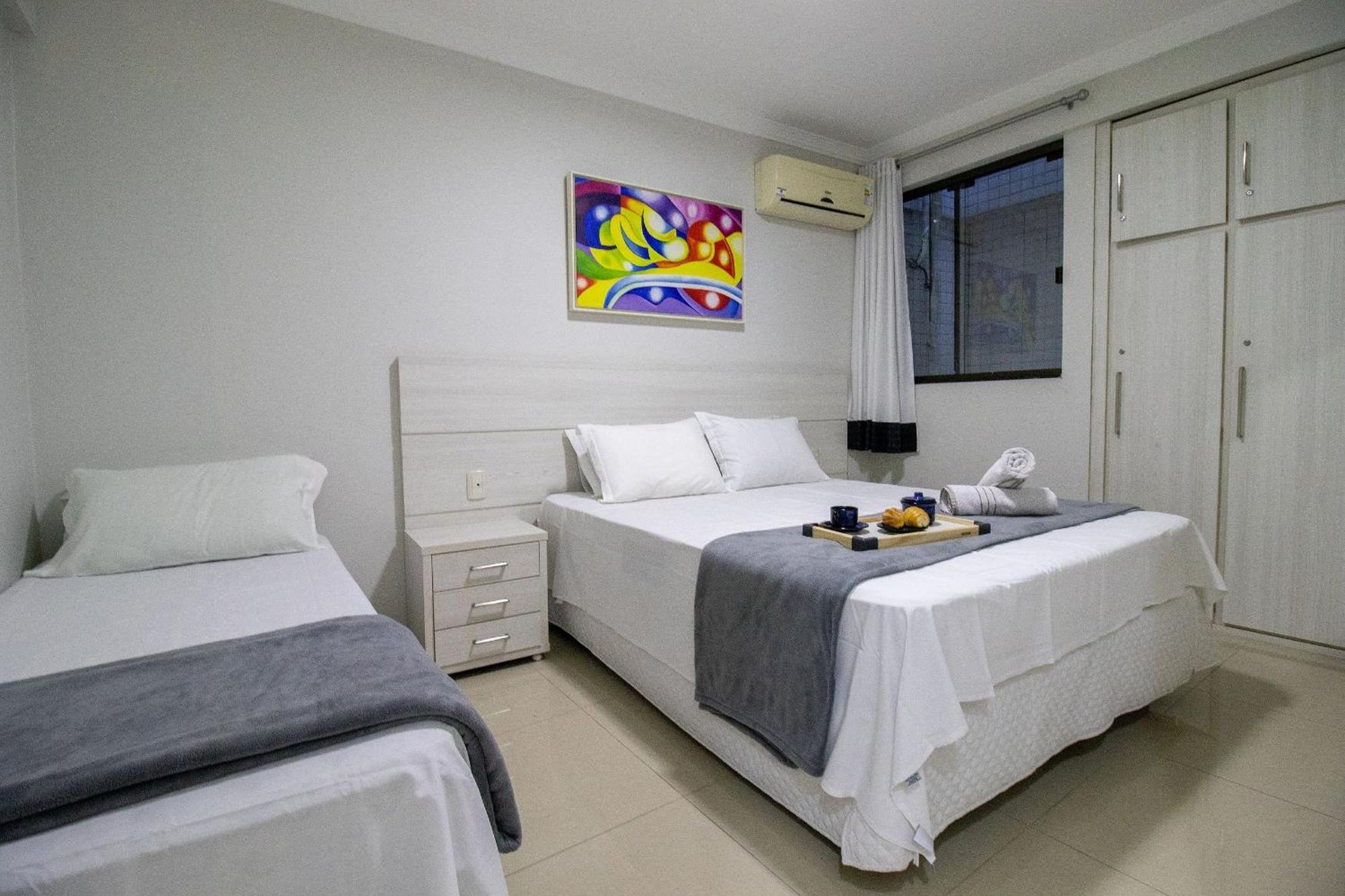 Apartment Mau21 - Av. Brasil. 3 Dorm, Climatizado, Churrasq