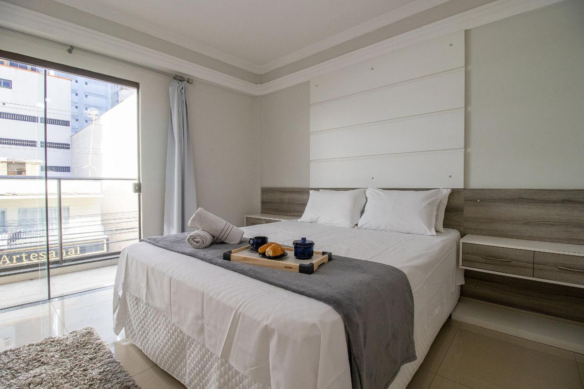 Apartment Mau21 - Av. Brasil. 3 Dorm, Climatizado, Churrasq *