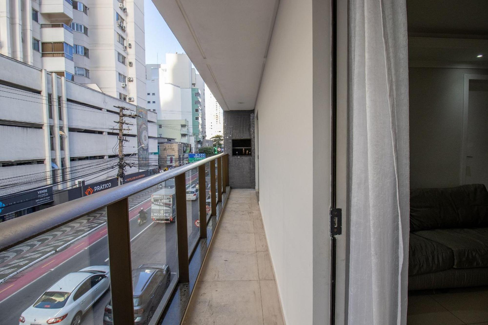Apartment Mau21 - Av. Brasil. 3 Dorm, Climatizado, Churrasq *