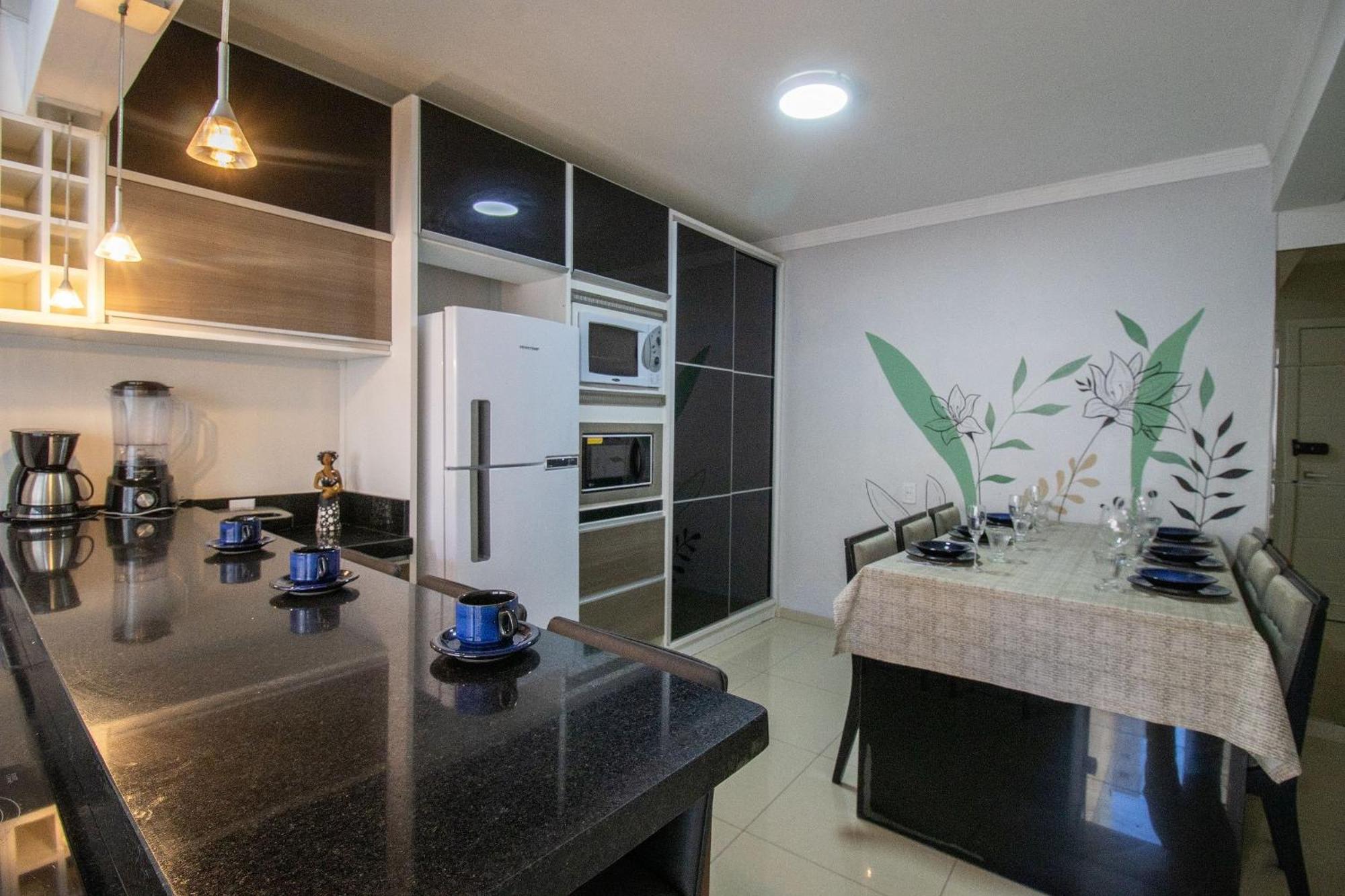 Apartment Mau21 - Av. Brasil. 3 Dorm, Climatizado, Churrasq *